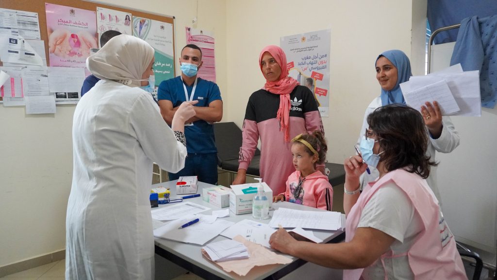 تنظيم قافلة طبية متعددة التخصصات